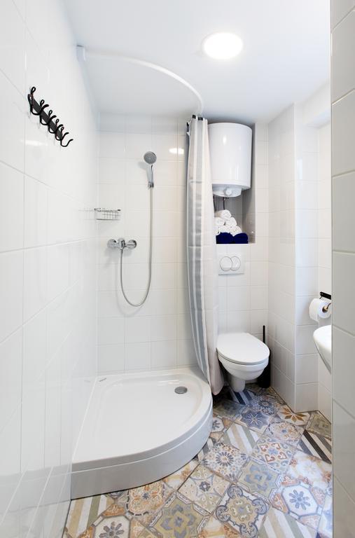 Guesthouse Centrum B&B Izola Bagian luar foto